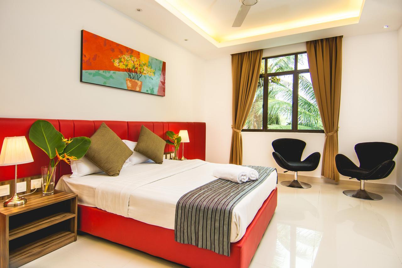 Alia Residence Business Resort Padang Mat Sirat Bagian luar foto