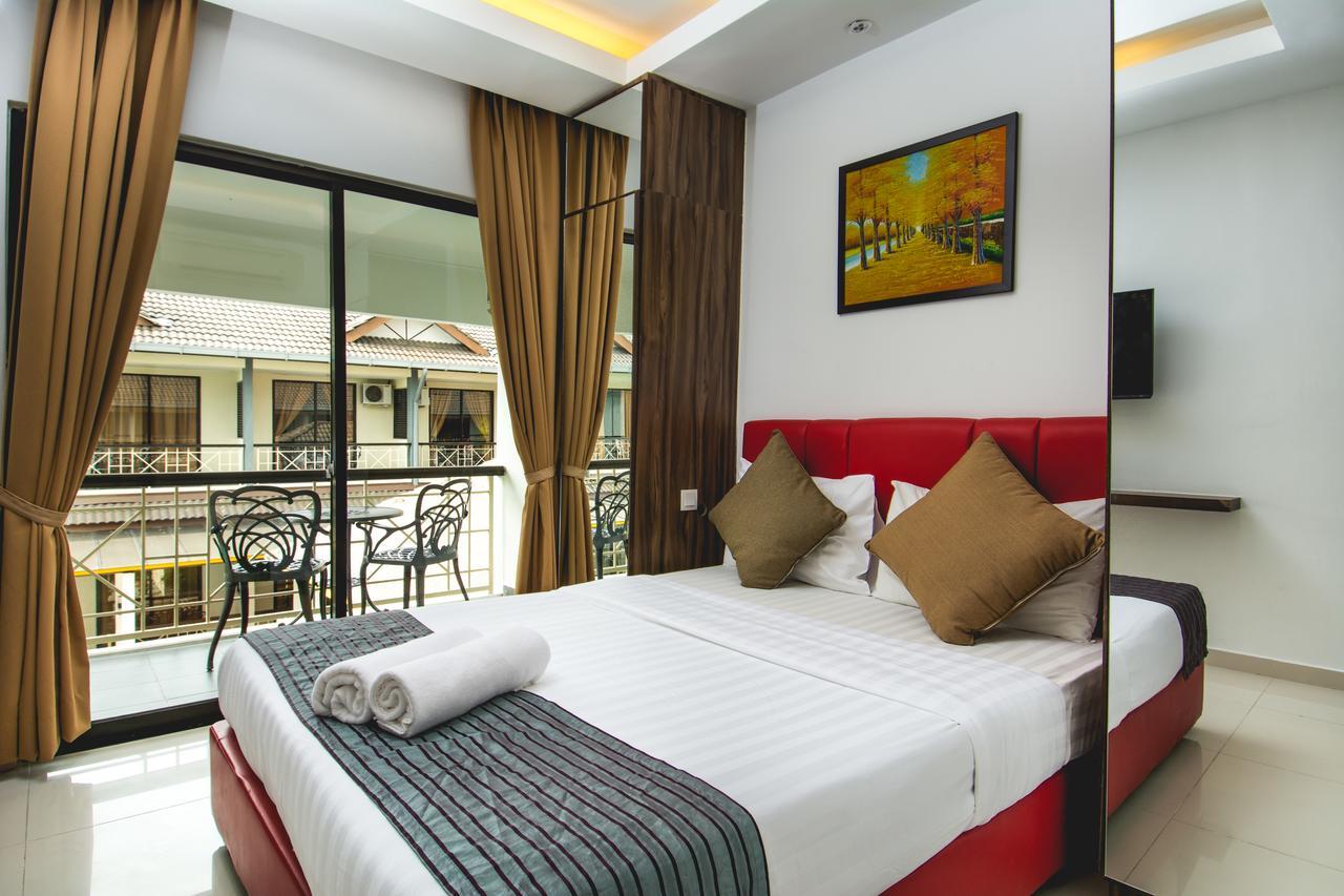 Alia Residence Business Resort Padang Mat Sirat Bagian luar foto